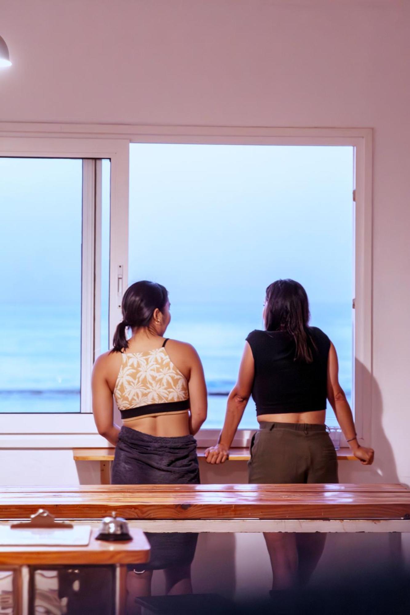 Surf House Gran Canaria Las Palmas / Gran Canaria